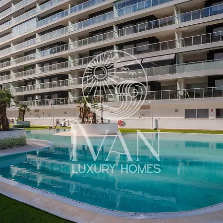 Casa Danai Ivan Luxury Homes 4ªplta Norte 1ªlinea Oropesa del Mar